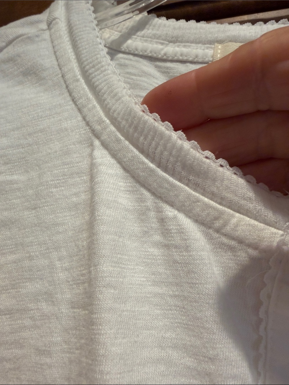 Dylan white button down sleeveless top - Picture 6 of 7
